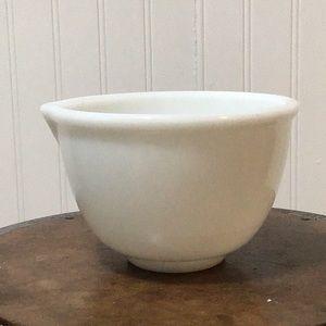 Vintage Milk Glass Bowl With Pour Spout